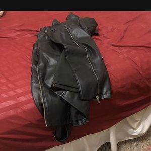 Women’s leather jacket